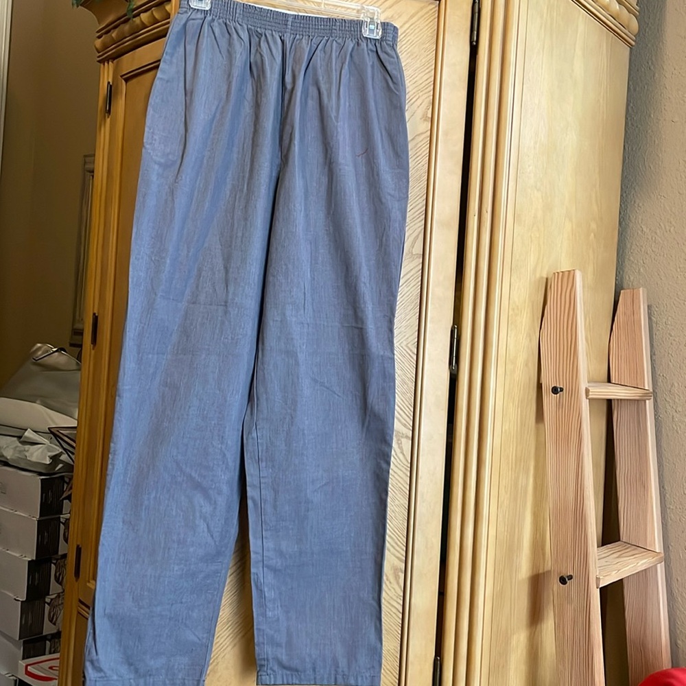 ⭐️Scrub craft gray scrub pants size medium